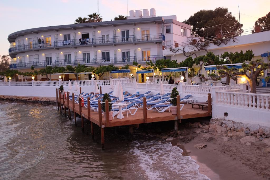 Hotel Restaurant Juanito Platja Sant Carles de la Ràpita Exterior photo
