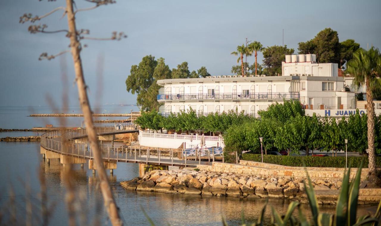 Hotel Restaurant Juanito Platja Sant Carles de la Ràpita Exterior photo